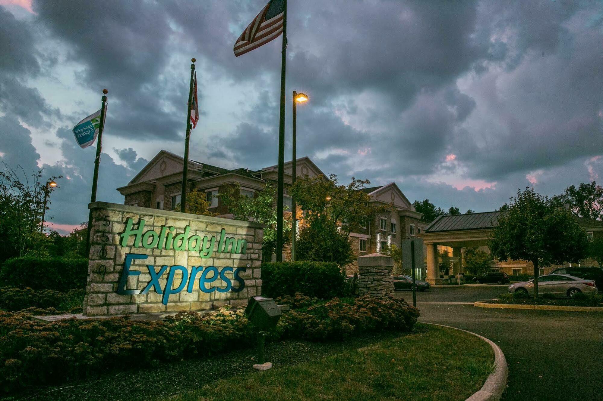 Holiday Inn Express - Columbus - Dublin By Ihg Экстерьер фото